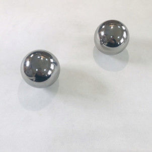 Smooth Surface High Precision Bearing Balls 60.01mm 2.36260&quot; HRc 60 HRc 67